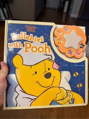 Winnie the Pooh Lullabies Storybook